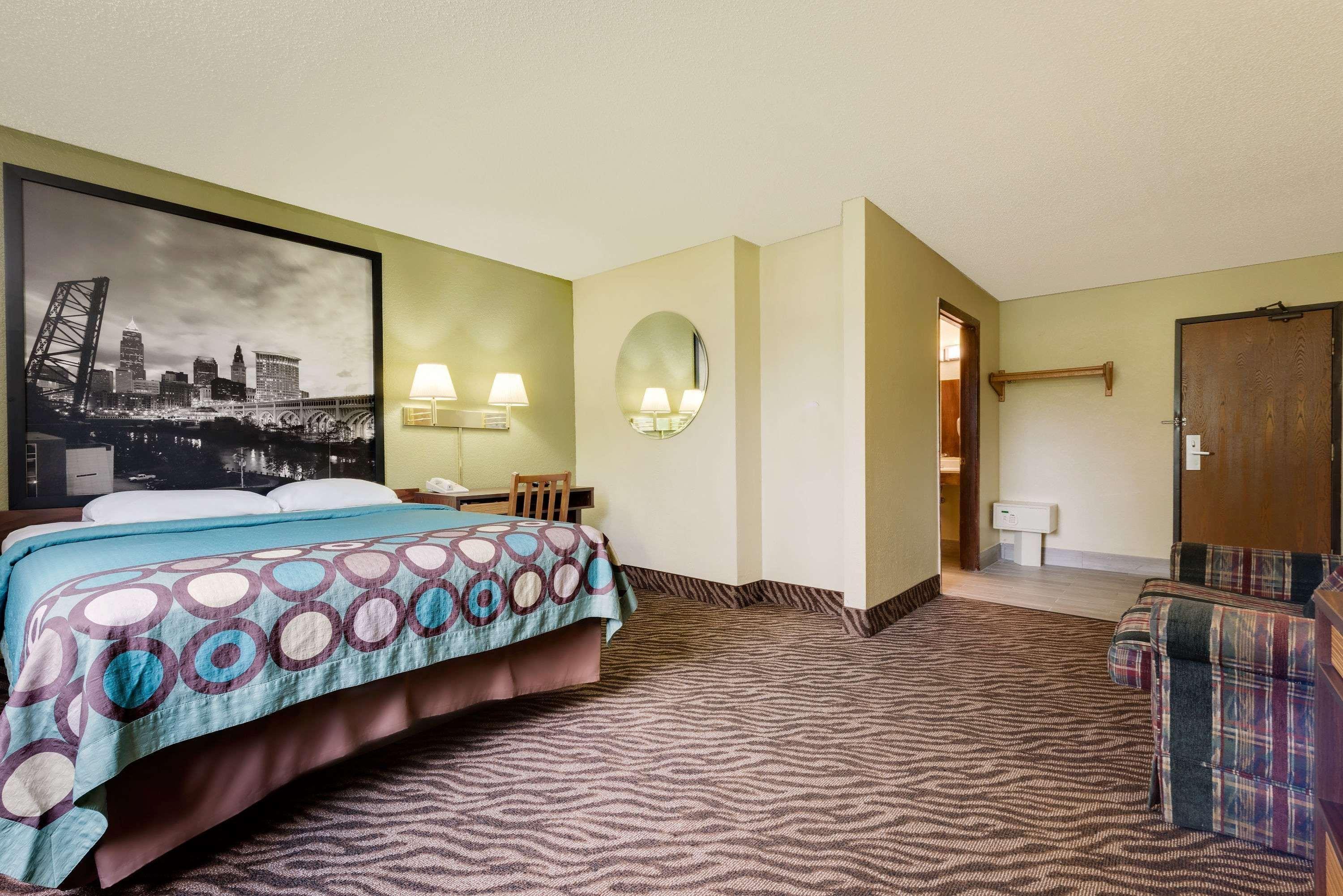 Hotel Super 8 By Wyndham Mentor/Cleveland Area Extérieur photo
